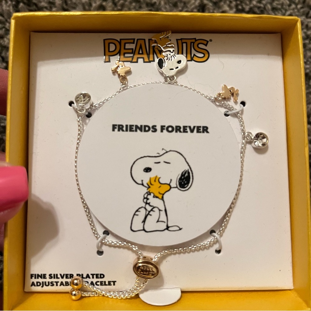 Peanuts Snoopy bracelet